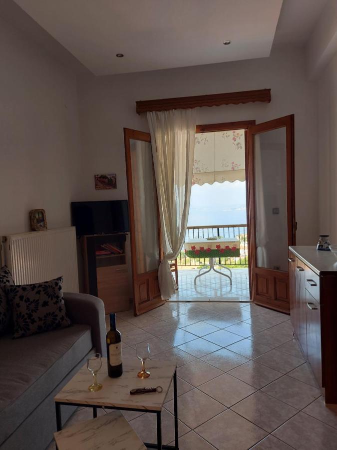 George'S Apartment Λουτράκι Εξωτερικό φωτογραφία