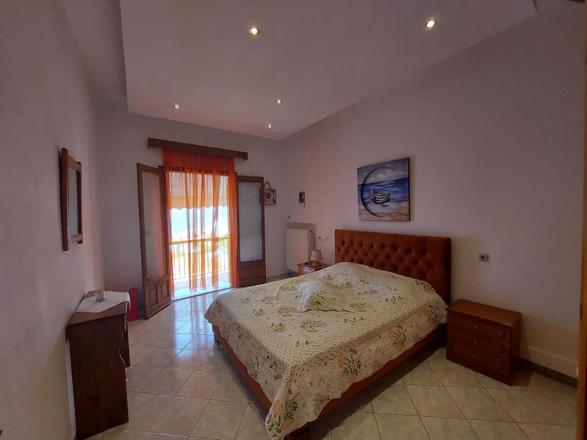 George'S Apartment Λουτράκι Εξωτερικό φωτογραφία